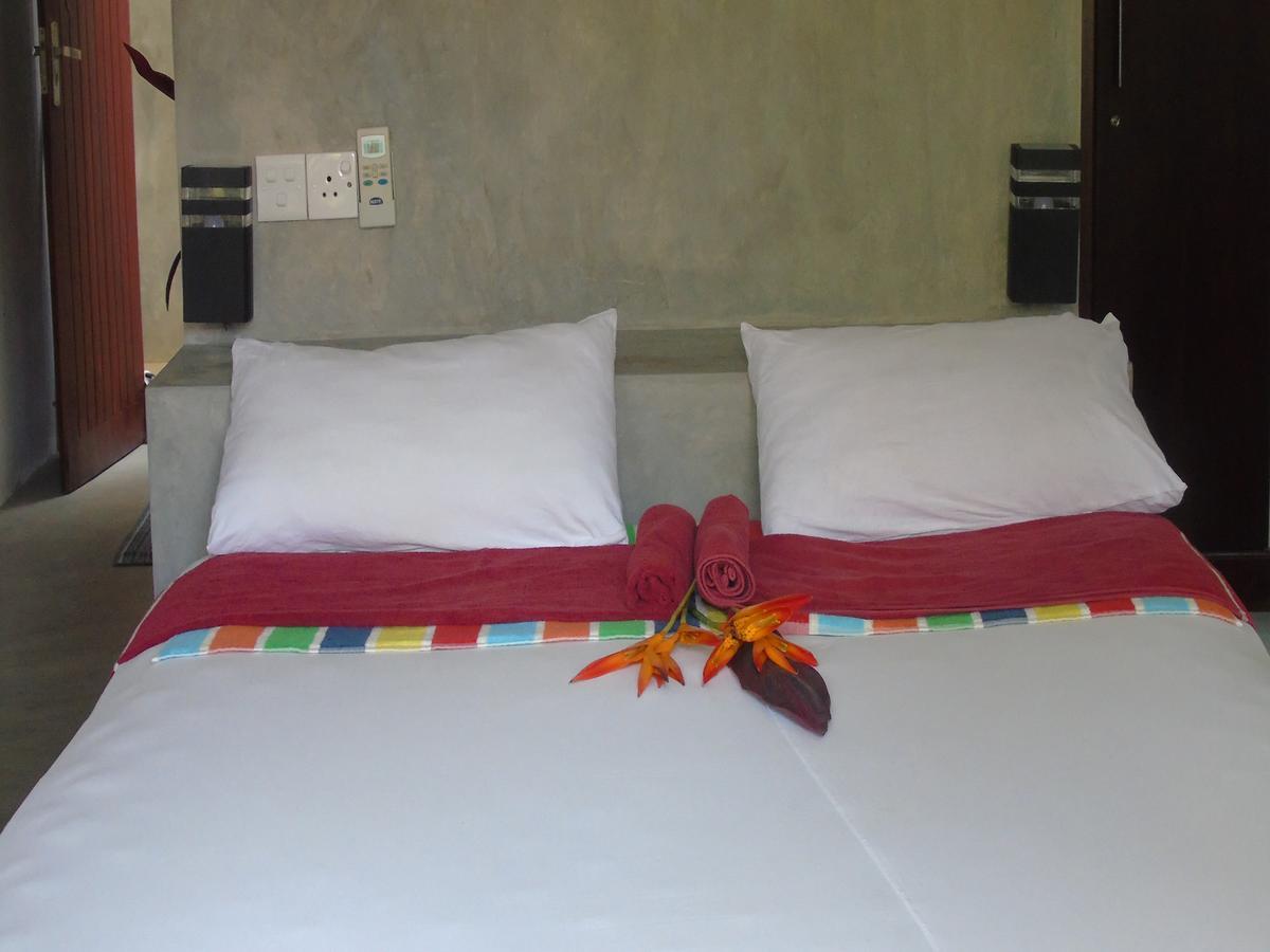 Secret Bay Hotel Matara Exterior photo